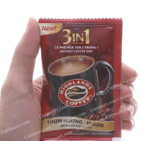 Highland Coffee INSTANT COFFEE 3 IN 1, Premium Vietnamese Coffee, 29.9oz - 50 sachet