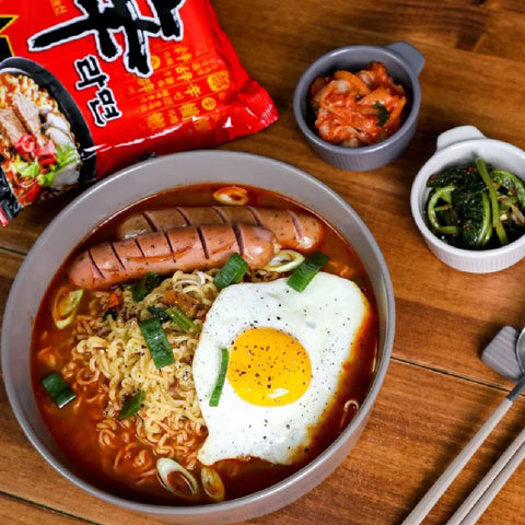 Nongshim Spicy Shin Instant Ramen Noodle 4.23 oz- Pack 8